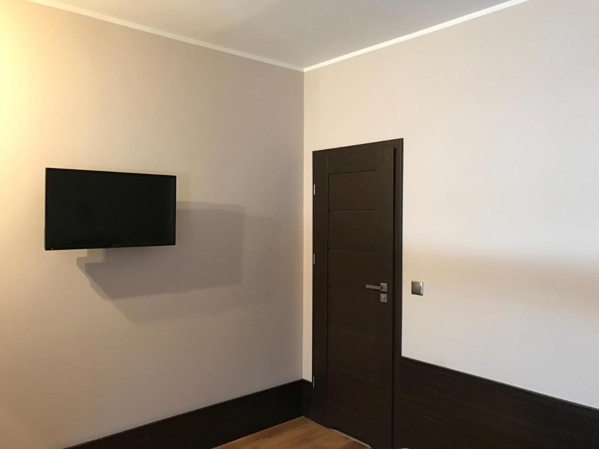 Gosciniec Krepa Hotel Lipsko Buitenkant foto