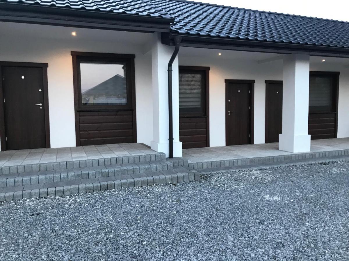 Gosciniec Krepa Hotel Lipsko Buitenkant foto