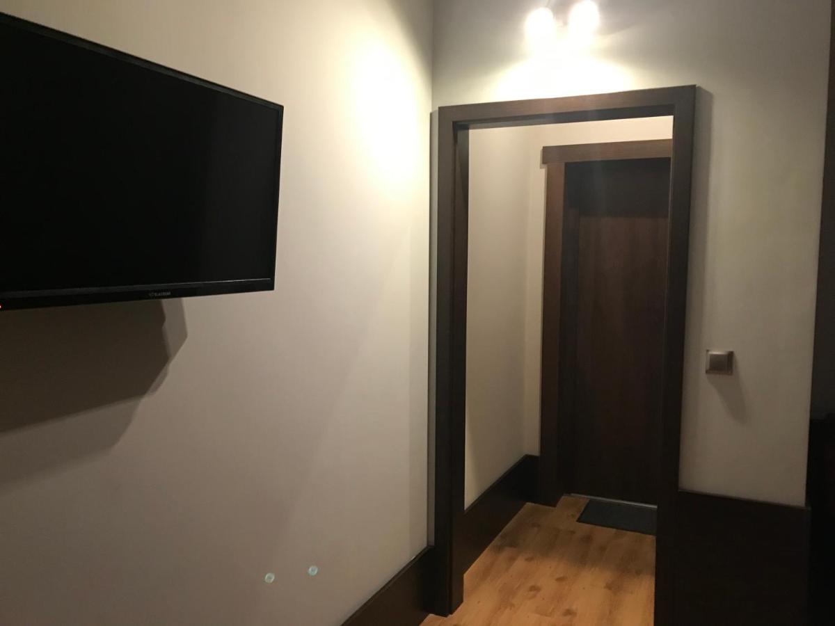 Gosciniec Krepa Hotel Lipsko Buitenkant foto