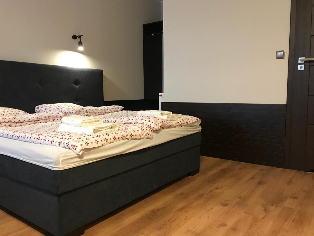 Gosciniec Krepa Hotel Lipsko Buitenkant foto